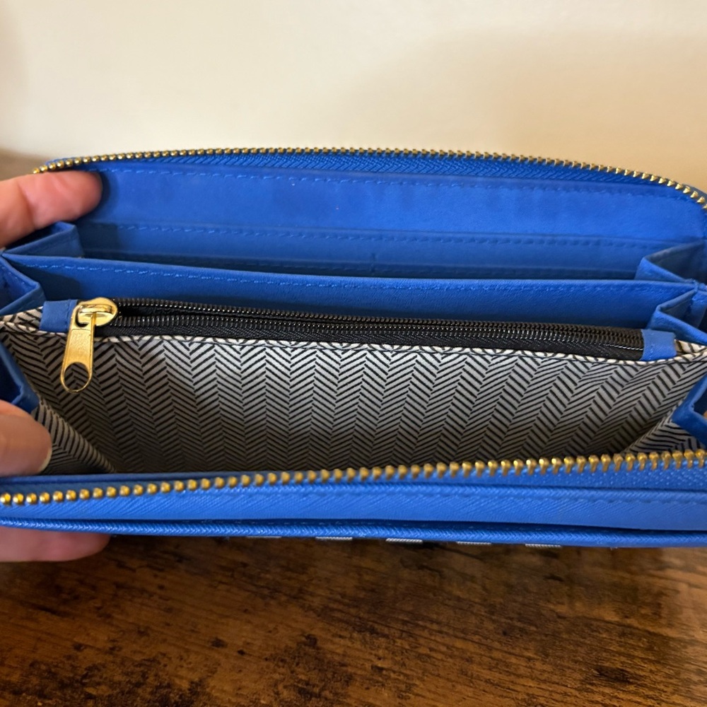 Blue and Black Checkered Wallet NWOT - Picture 5 of 7